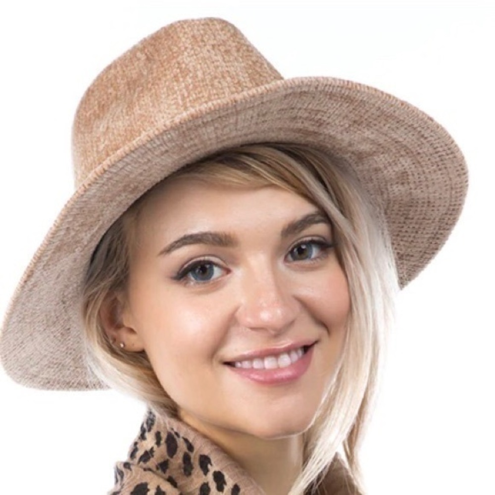 Marcus Adler New York The Hillary Hat - Camel with Brown Trim - NWT